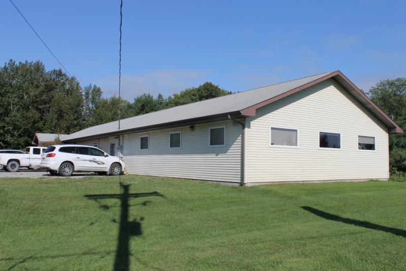 COMMERCIAL LISTING 077230042