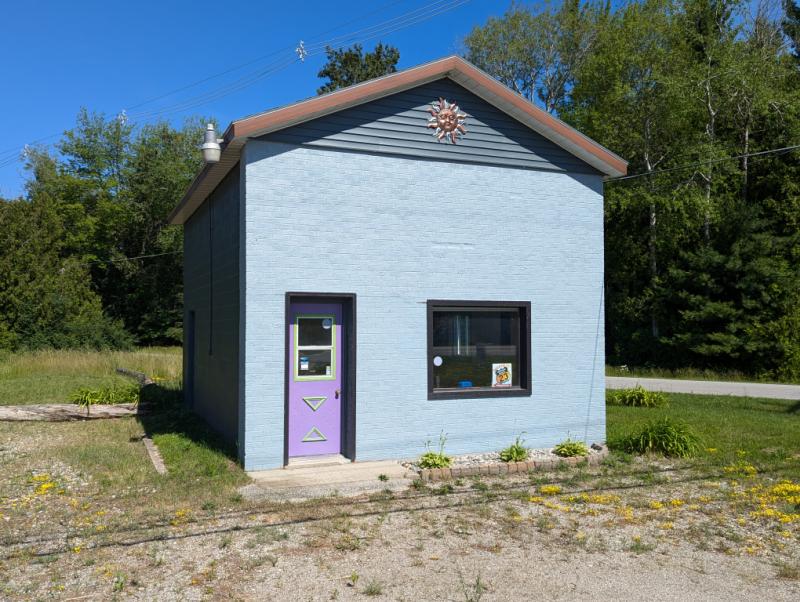 COMMERCIAL LISTING 077240018