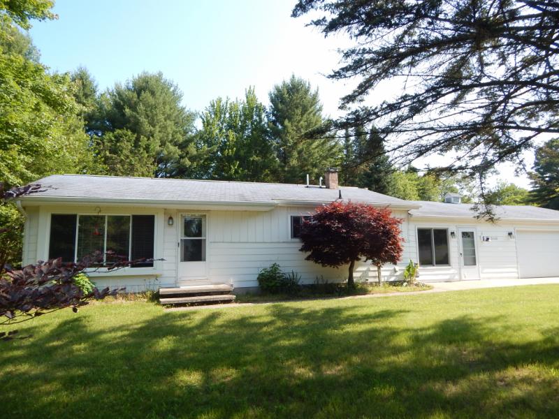 Lincoln (outside city limits); Michigan.