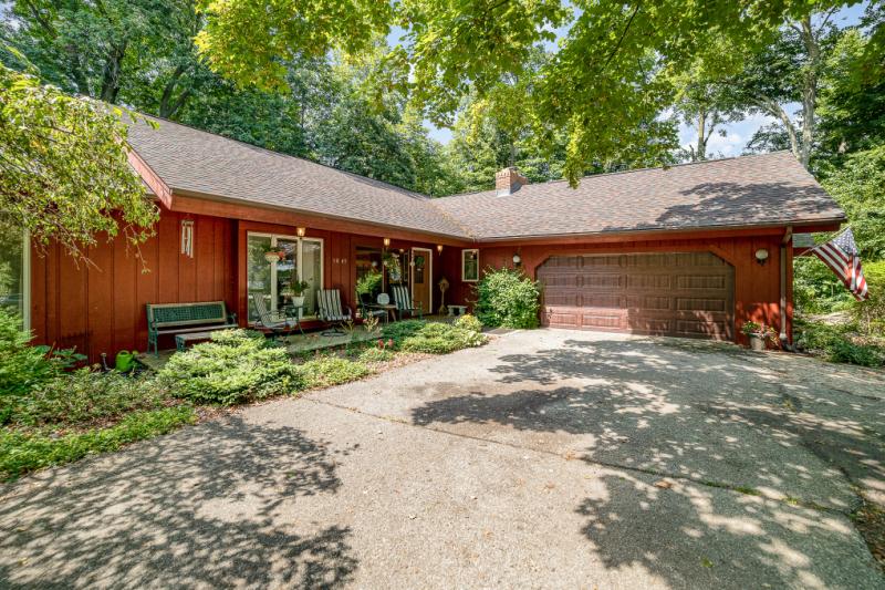 RESIDENTIAL LISTING 026230015