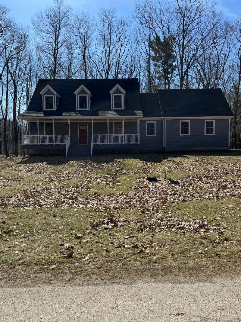 RESIDENTIAL LISTING 452240003